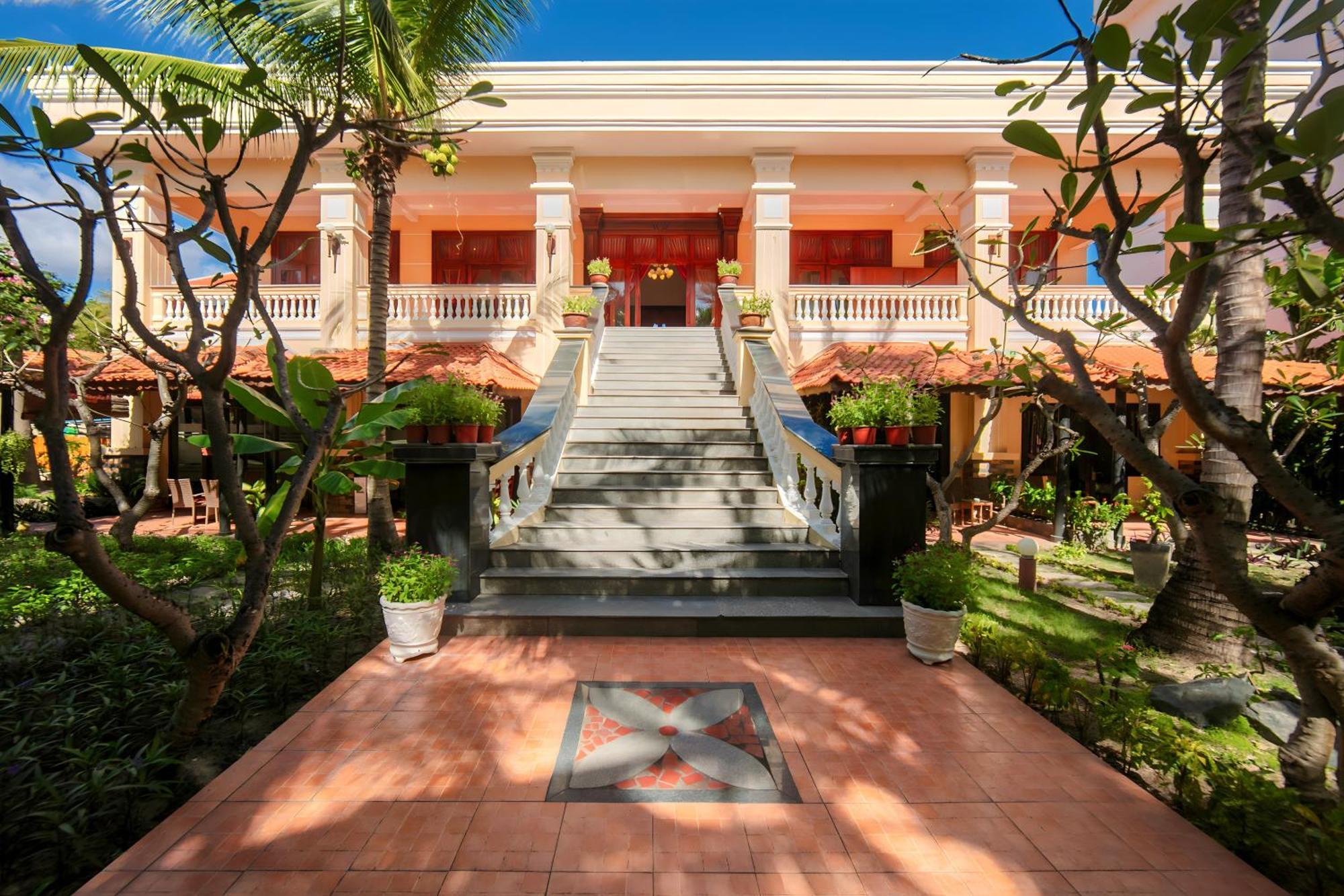 Sea Lion Beach Resort Mui Ne Exterior photo