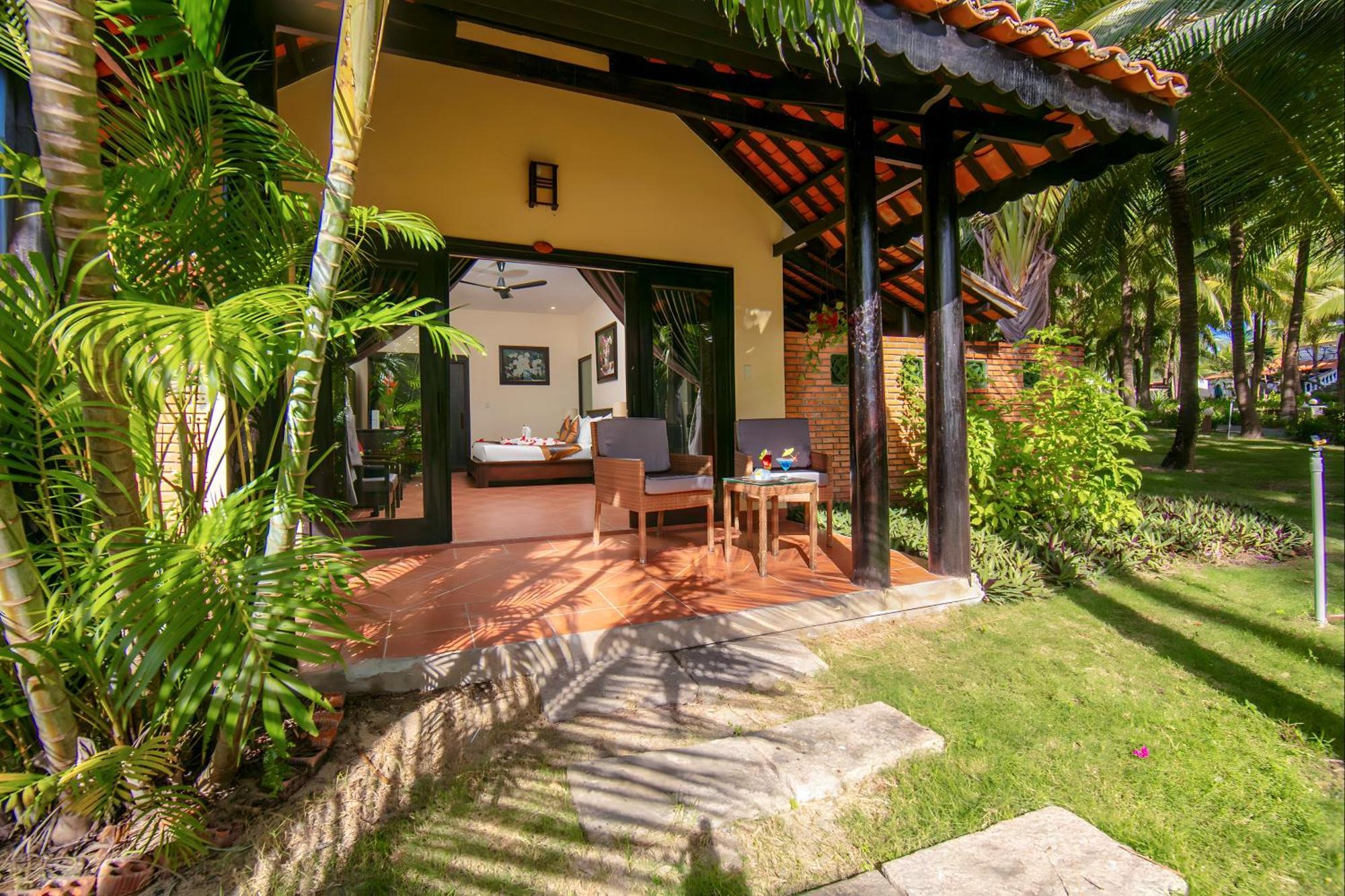 Sea Lion Beach Resort Mui Ne Exterior photo